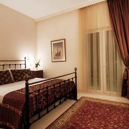 Hotel Hill